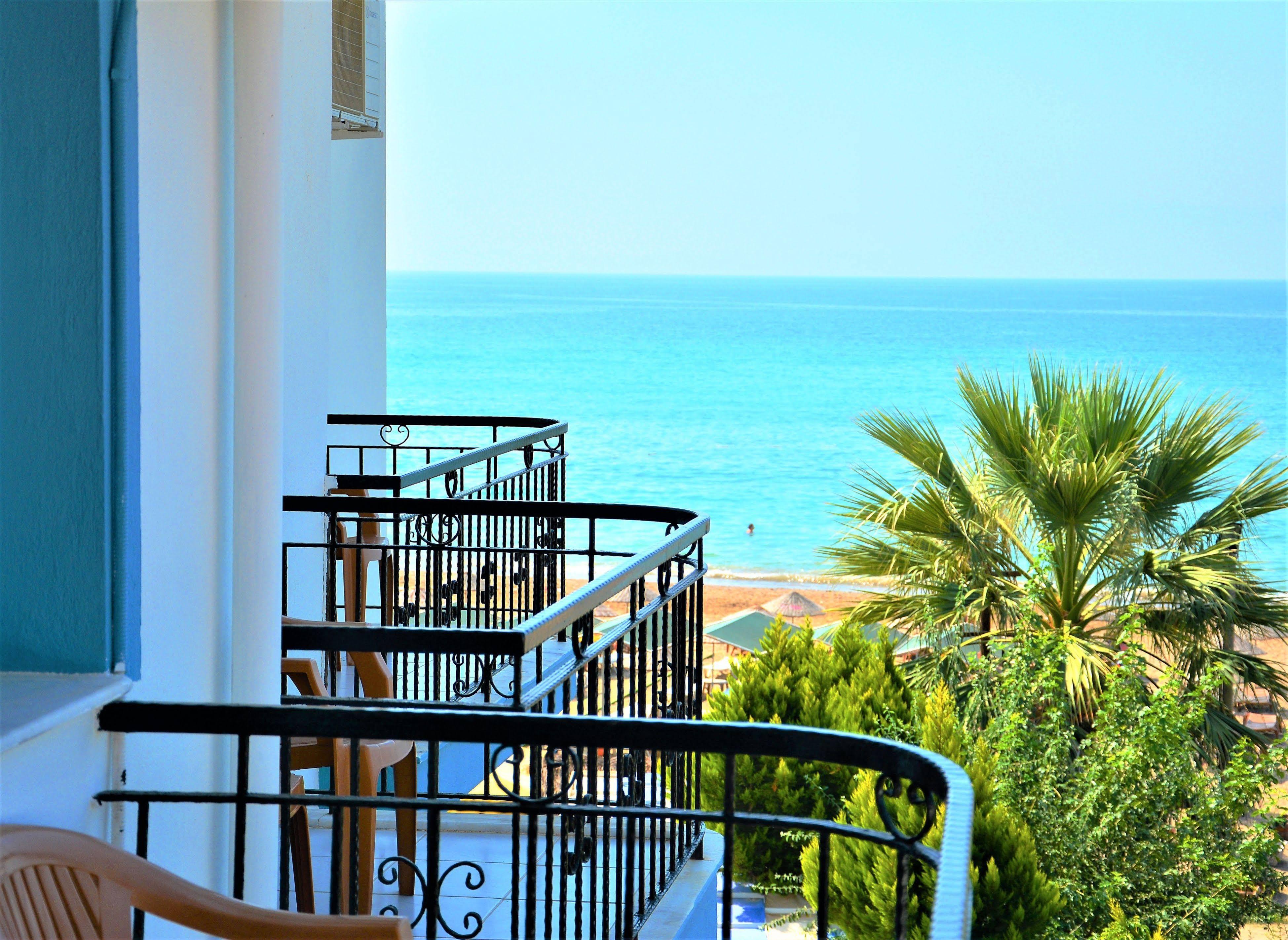 Gumuldur Mavi Deniz Hotel Экстерьер фото