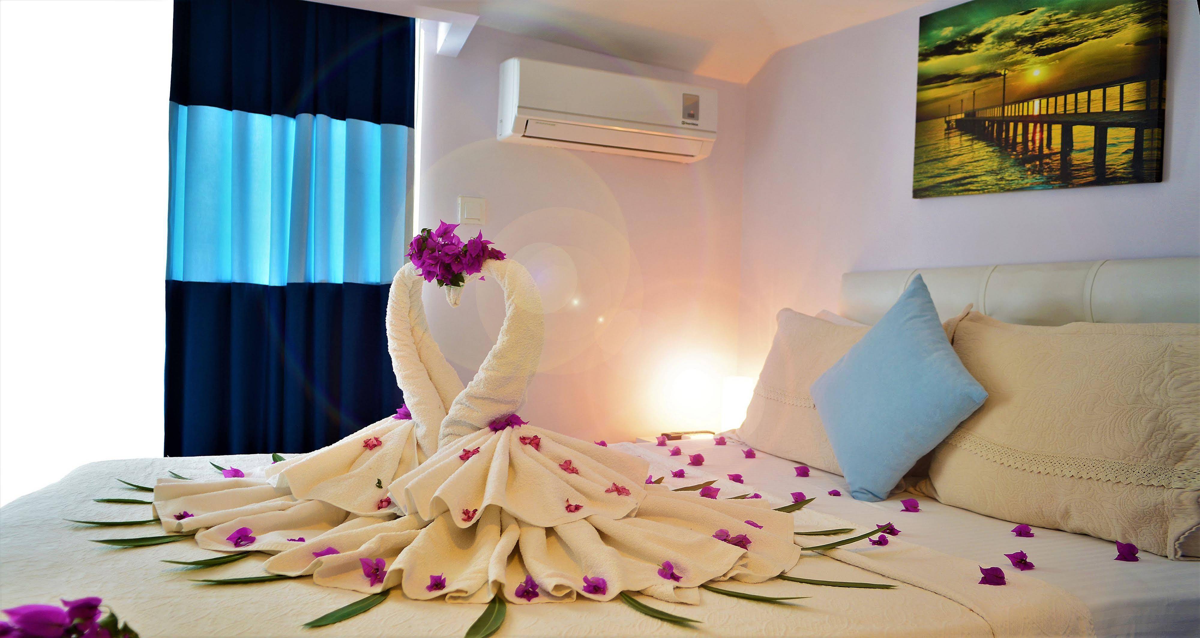 Gumuldur Mavi Deniz Hotel Экстерьер фото